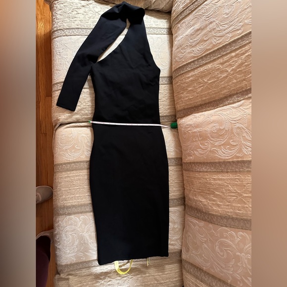 NWT Beautiful Super Sexy Little Midi Black Dress, by ALIEVA, w/stretchy material - Picture 2 of 16